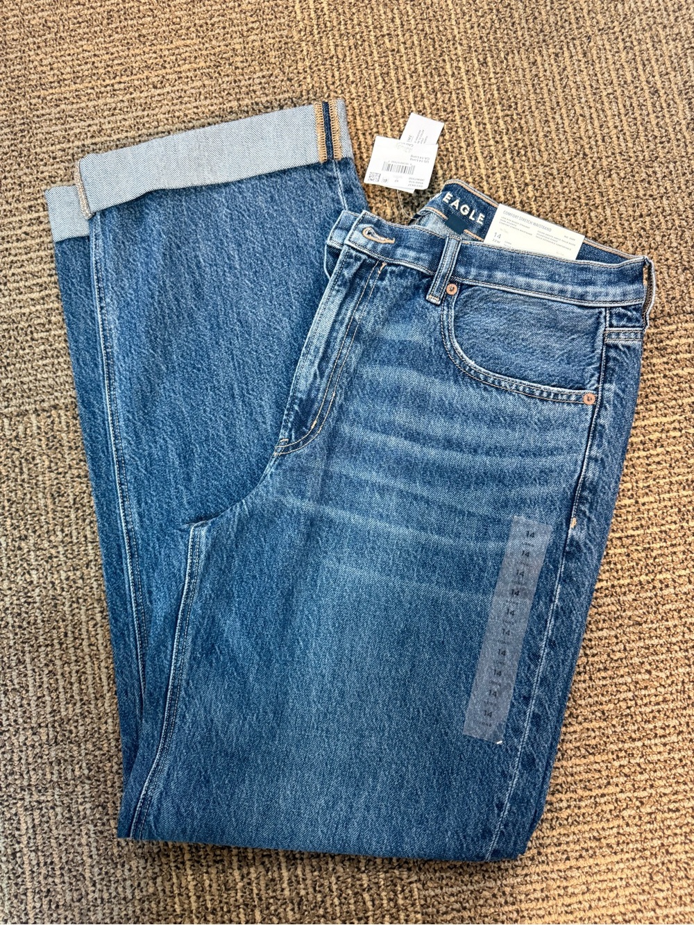American Eagle Outfitters Women’s baggy straight